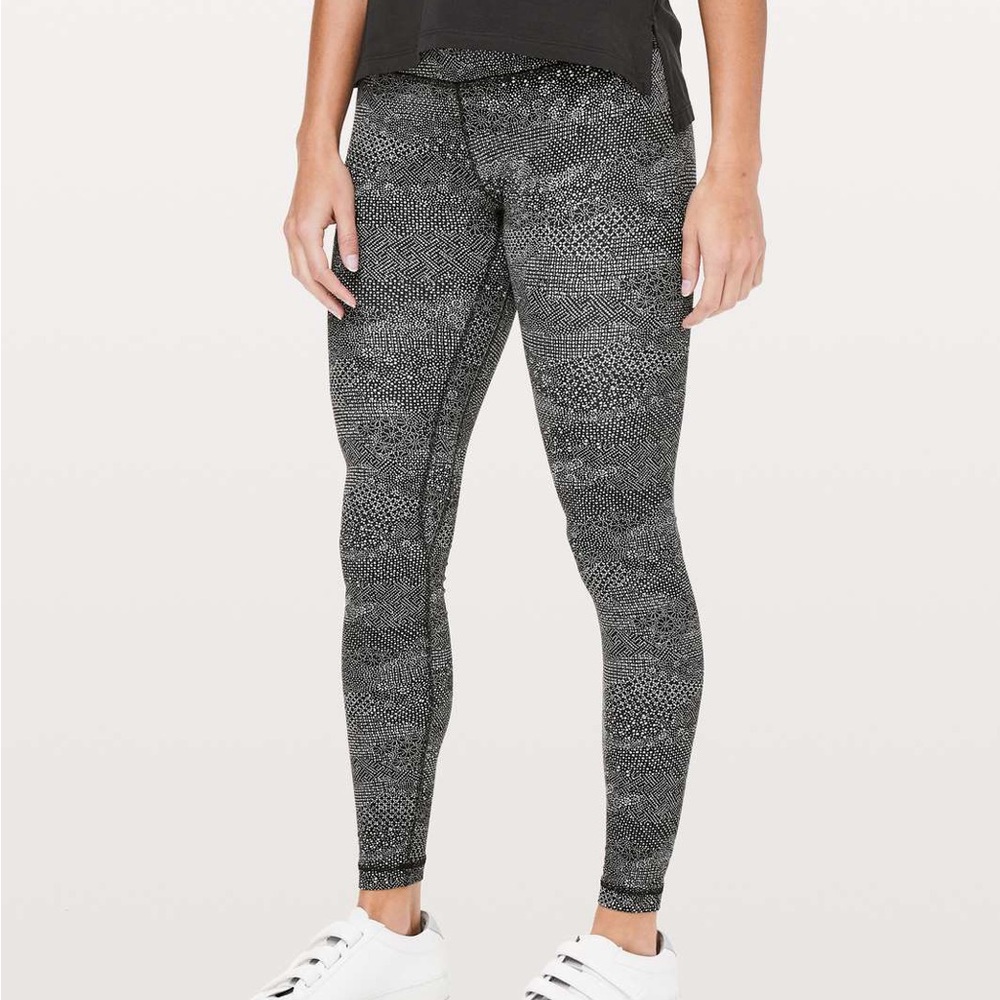 Lululemon Align Pant *Full Length 28"
Meisai Ice Grey Black